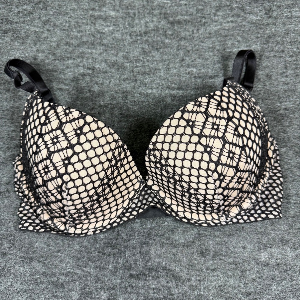 Victoria's Secret Very Sexy Lightly Lined Plunge Double Push Up Bra 32DD Lace - Picture 1 of 5